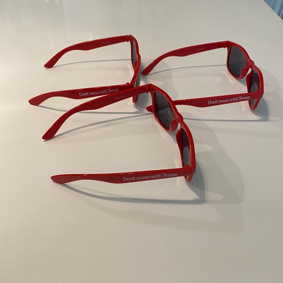 Sunglasses - Picture 3 of 6